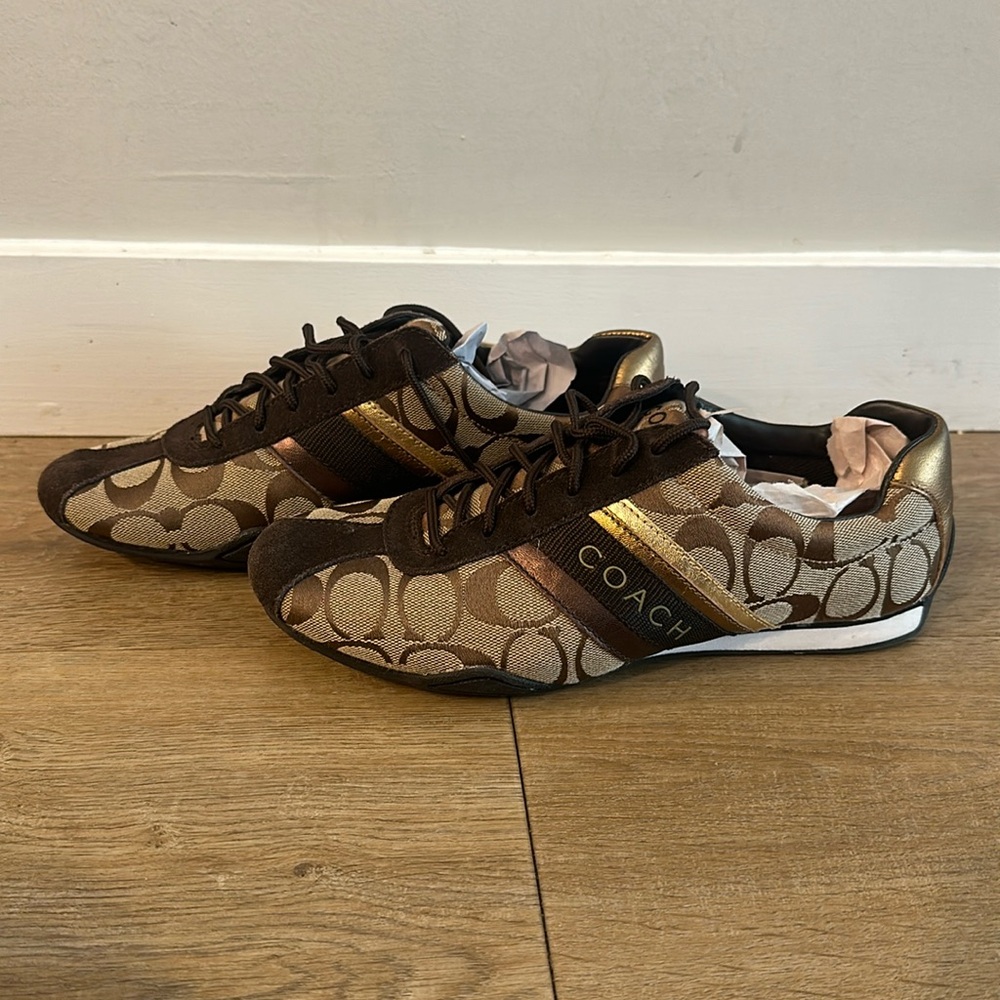 COACH Jayme Signature C Brown Canvas/Gold Ladies Shoes Size 7.5 (N5).